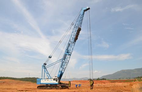 強(qiáng)夯施工地基實(shí)壓設(shè)備